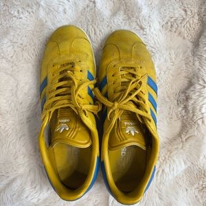 Adidas Gazelle Golden Yellow Sneakers with Blue Stripes Men 9 Women ~11